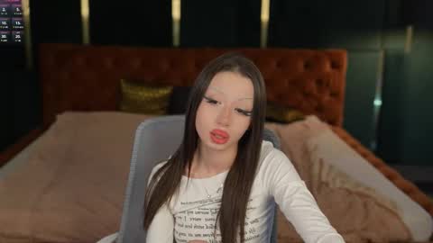 Snapshot of playhard054 chatting on October 3, 2025, 3:09 pm Lana online show from October 3, 2025, 3:09 pm