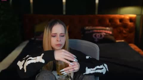 Lana online show from January 13, 2026, 11:15 am