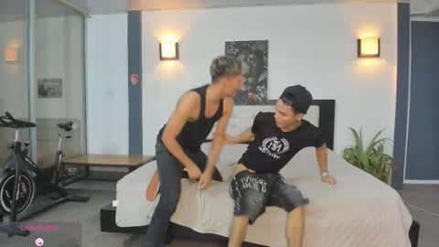   online show from November 12, 2025, 11:03 pm