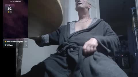 Play Me online show from October 12, 2025, 5:06 am