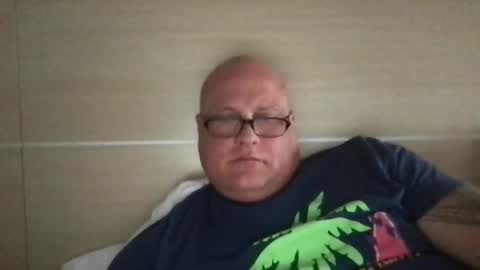 Snapshot of playtime2020 chatting on February 3, 2026, 1:04 am playtime2020 online show from February 3, 2026, 1:04 am