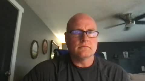 Snapshot of playtime2020 chatting on April 15, 2026, 5:53 pm playtime2020 online show from April 15, 2026, 5:53 pm