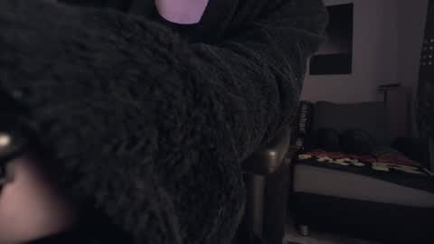 Snapshot of plboy23 chatting on March 2, 2025, 10:48 pm Hello ask me  . Im glad  to see you here in my room. Welcome PVT is open online show from March 2, 2025, 10:48 pm