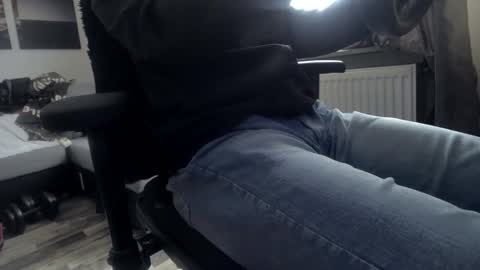 Snapshot of plboy23 chatting on October 12, 2025, 10:14 am Hello ask me  . Im glad  to see you here in my room. Welcome PVT is open online show from October 12, 2025, 10:14 am