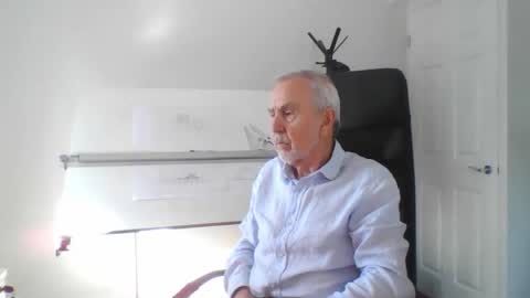 Pleasedominateme online show from April 7, 2026, 3:01 pm