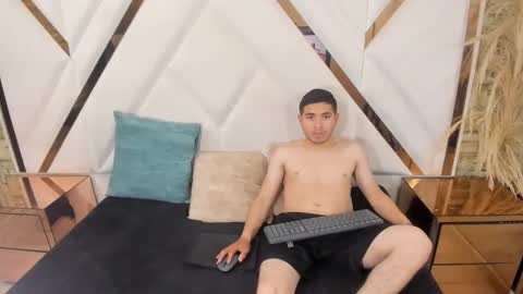 Snapshot of pleasure_duoo chatting on October 4, 2025, 8:40 pm pleasure_duoo online show from October 4, 2025, 8:40 pm