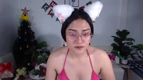 Snapshot of ploysaithailand chatting on December 27, 2024, 7:51 am Ploysai online show from December 27, 2024, 7:51 am