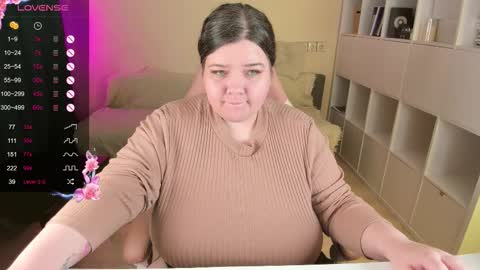 Snapshot of plum_pie__ chatting on September 28, 2025, 4:56 pm Alice online show from September 28, 2025, 4:56 pm