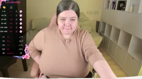 Snapshot of plum_pie__ chatting on November 8, 2025, 11:03 pm Alice online show from November 8, 2025, 11:03 pm