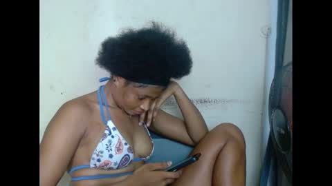 plumnjuicyx online show from February 17, 2025, 11:55 am