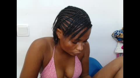 plumnjuicyx online show from October 10, 2025, 11:42 am