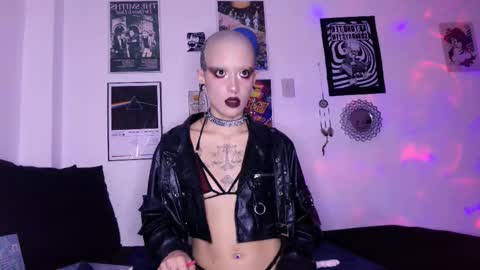    online show from November 6, 2025, 12:44 am