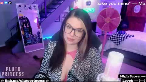 Pluto Princess online show from November 15, 2025, 7:38 am