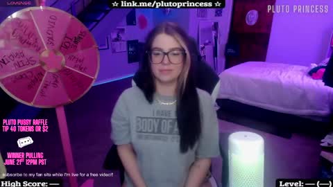 Pluto Princess online show from April 15, 2026, 4:52 am