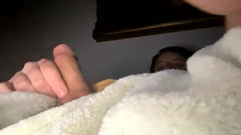 Snapshot of plxgve187 chatting on October 26, 2025, 5:41 pm plxgve187 online show from October 26, 2025, 5:41 pm