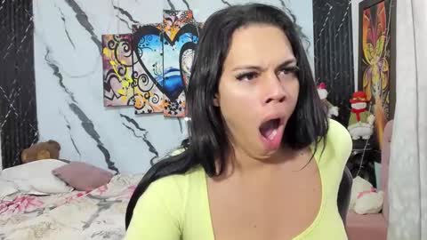 lesly pagina azul pocahontas982 online show from January 15, 2025, 12:36 pm