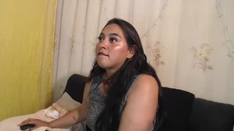 Snapshot of pocahontas_hall chatting on December 15, 2024, 7:46 am Lily online show from December 15, 2024, 7:46 am