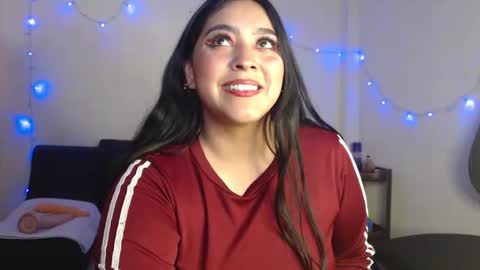 Snapshot of pocahontas_hall chatting on January 24, 2025, 5:42 am Lily online show from January 24, 2025, 5:42 am