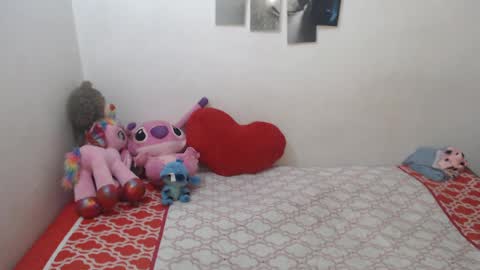 Snapshot of pocahontas_princess__ chatting on April 26, 2026, 9:45 pm Pocahontas online show from April 26, 2026, 9:45 pm