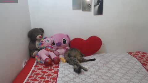 Snapshot of pocahontas_princess__ chatting on May 3, 2026, 10:27 pm Pocahontas online show from May 3, 2026, 10:27 pm