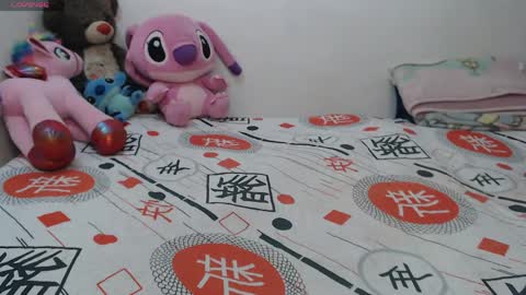 Snapshot of pocahontas_princess__ chatting on June 4, 2026, 4:24 pm Pocahontas online show from June 4, 2026, 4:24 pm