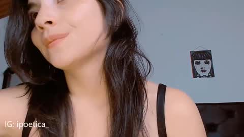 IG ipoetica  online show from December 22, 2024, 2:49 am