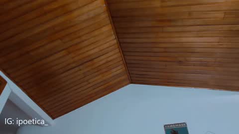 IG ipoetica  online show from January 22, 2025, 9:43 pm