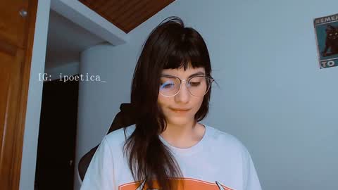 IG ipoetica  online show from January 28, 2025, 3:14 pm