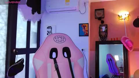 poison_liv online show from February 8, 2026, 1:36 pm