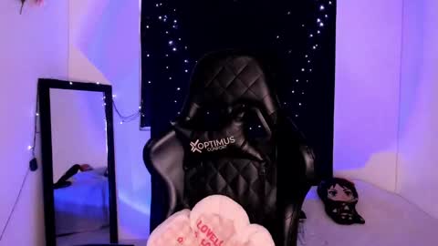 Snapshot of poison_willow chatting on January 12, 2025, 8:14 pm Willow Hours 12pm to 630pm Colombian time FRIDAY AND SUNDAY FREE DAYS online show from January 12, 2025, 8:14 pm