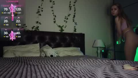 Snapshot of polidevis chatting on December 14, 2024, 6:09 pm Candytrain online show from December 14, 2024, 6:09 pm