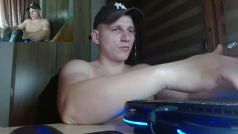 Poliglotjoe2 online show from April 7, 2026, 6:08 pm