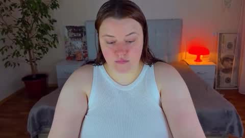 Snapshot of polinasallivan chatting on June 2, 2026, 4:42 pm Polina online show from June 2, 2026, 4:42 pm