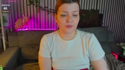 Polly online show from February 20, 2026, 6:26 am