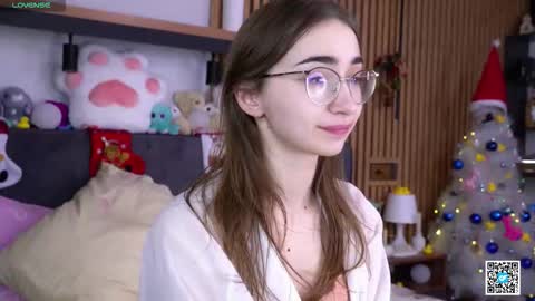 Polly online show from November 24, 2025, 7:08 am