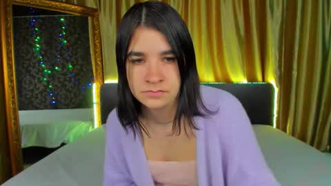 Polly online show from October 15, 2025, 6:13 am