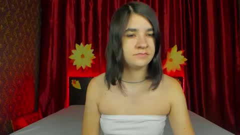 Polly online show from November 24, 2025, 7:08 am