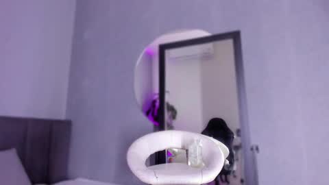 POLLY online show from February 11, 2025, 10:37 am