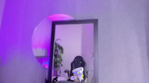 POLLY online show from February 20, 2025, 10:27 am