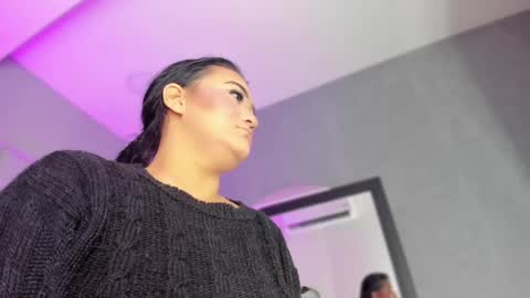 POLLY online show from March 11, 2025, 10:29 am