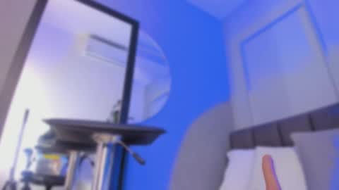 POLLY online show from October 11, 2025, 10:47 am