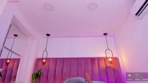 Snapshot of pollybabe_ chatting on June 8, 2026, 10:48 am POLLY online show from June 8, 2026, 10:48 am