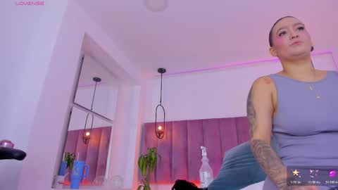 Snapshot of pollybabe_ chatting on June 9, 2026, 10:27 am POLLY online show from June 9, 2026, 10:27 am