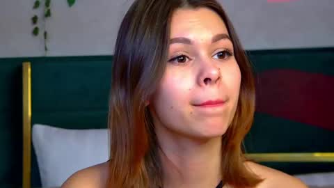 Snapshot of pollylanders chatting on February 10, 2025, 12:30 am Polly online show from February 10, 2025, 12:30 am