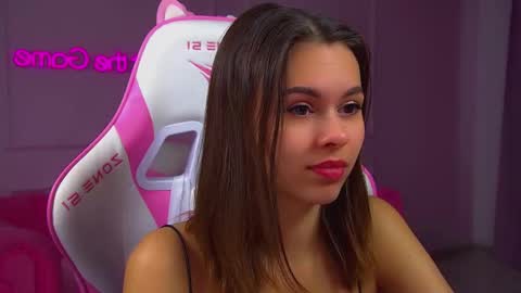 Polly online show from March 21, 2026, 8:19 am