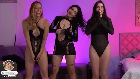             online show from October 16, 2025, 12:06 pm