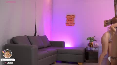             online show from October 21, 2025, 11:11 am