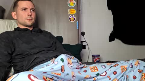 Kyle online show from October 6, 2025, 9:45 pm