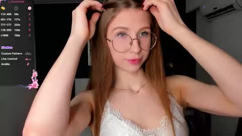 Elizabeth online show from March 25, 2026, 6:03 pm