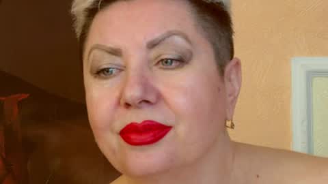 LADY POSH online show from December 11, 2024, 1:37 am